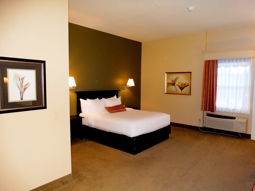 Quality Inn & Suites Quispamsis Rothesay Kültér fotó
